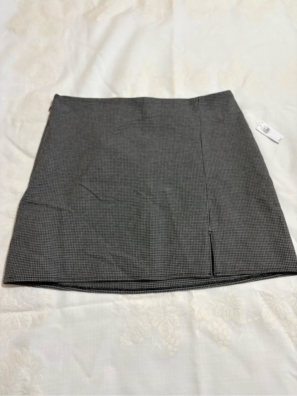 Old Navy Black & White Micro-Check Mini Skirt